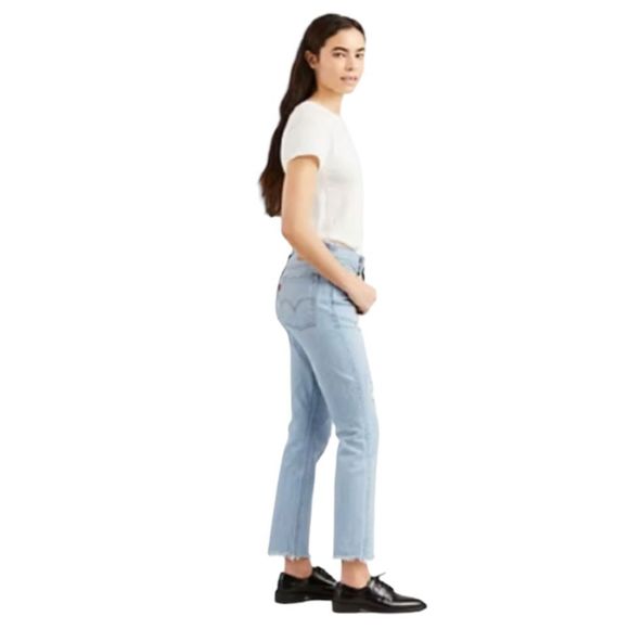 Levi's Wedgie Fit Ankle Jeans in Collateral Damage - Light Wash Size 27 NWT - Picture 2 of 14